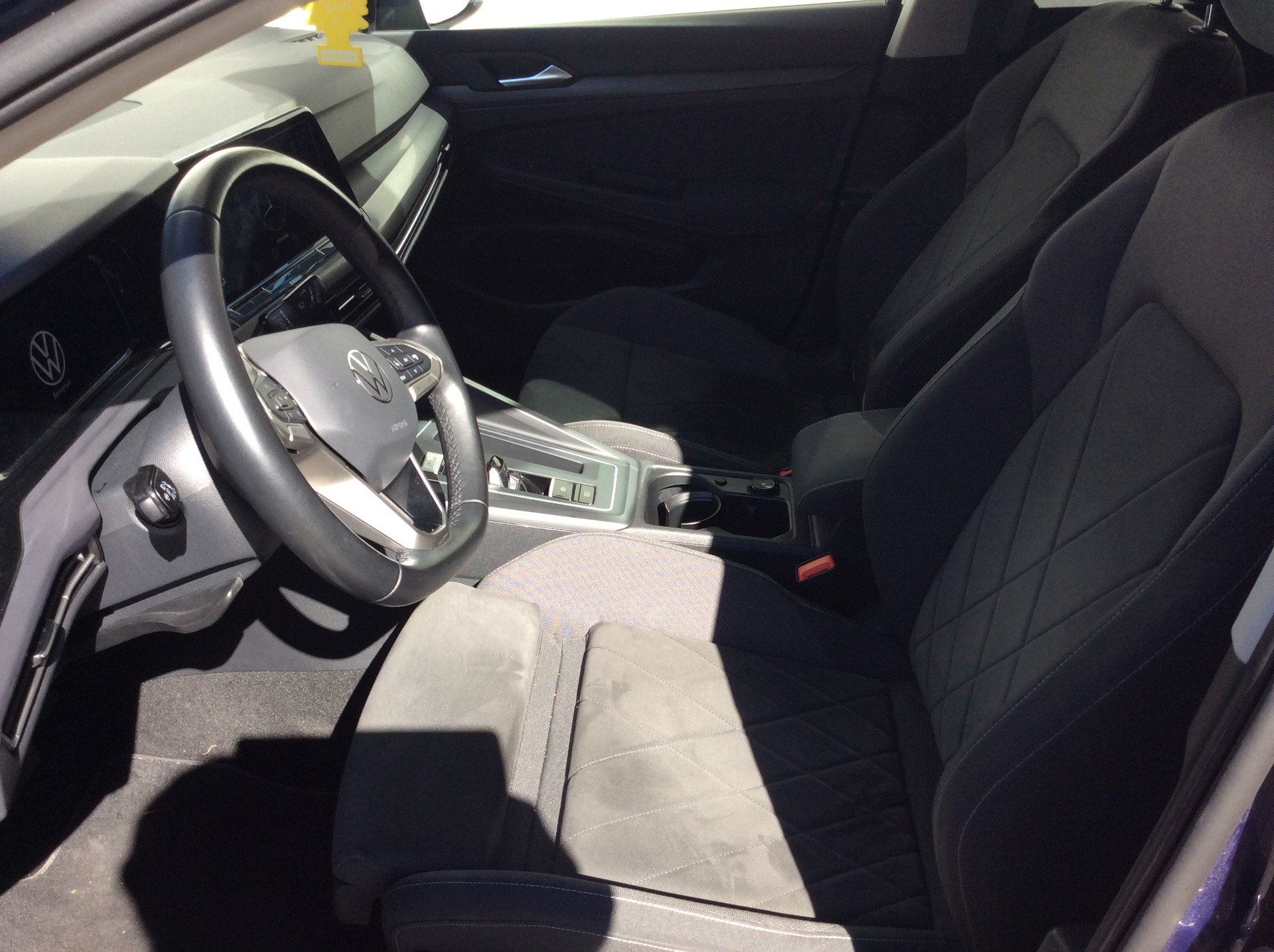VW Golf 1.5 eTSI mHEV ACT Style DSG-image-3