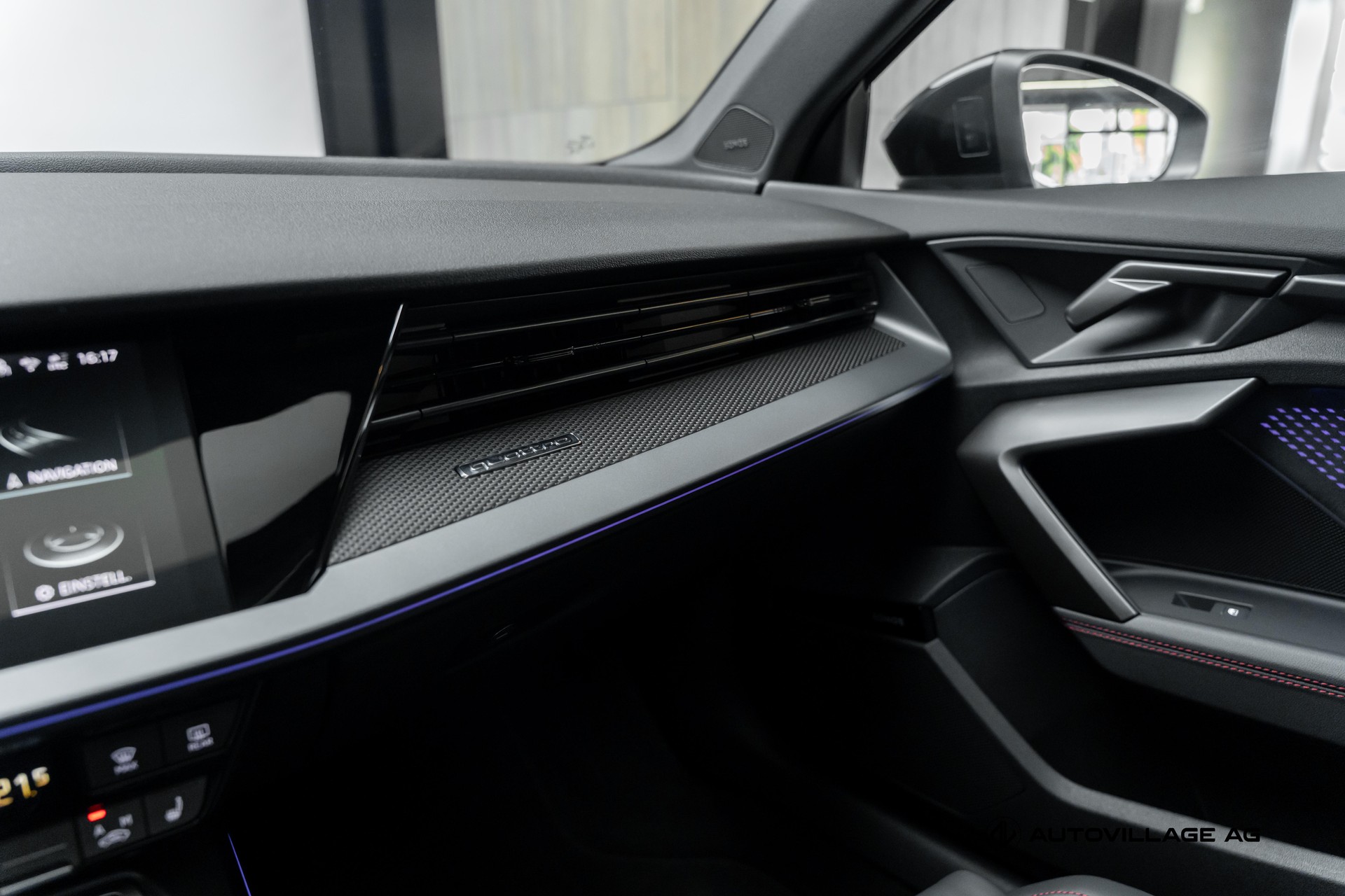 AUDI RS3 Sportback 2.5 TSI quattro S-tronic | All Black | Werksgarantie bis 2031-image-14