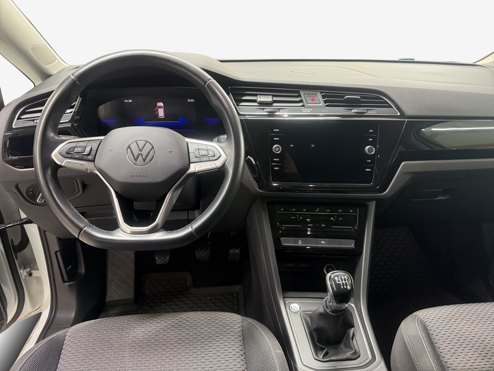 VW Touran 1.5 TSI EVO Comfortline-image-8