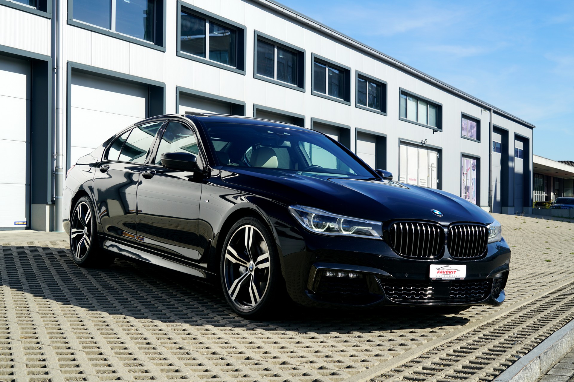 BMW 740d xDrive M Sportpaket Steptronic (CH)-image-1
