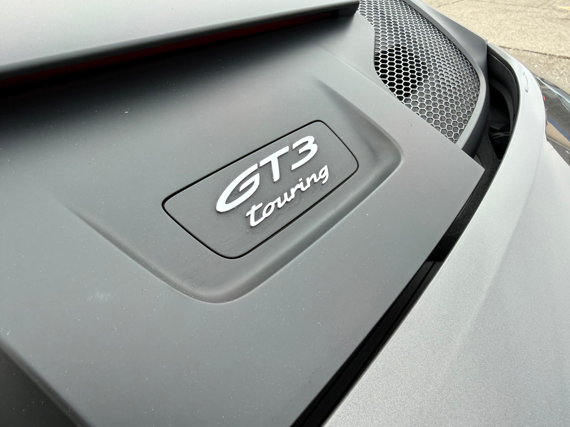 PORSCHE 911 GT3 Touring PDK-image-10