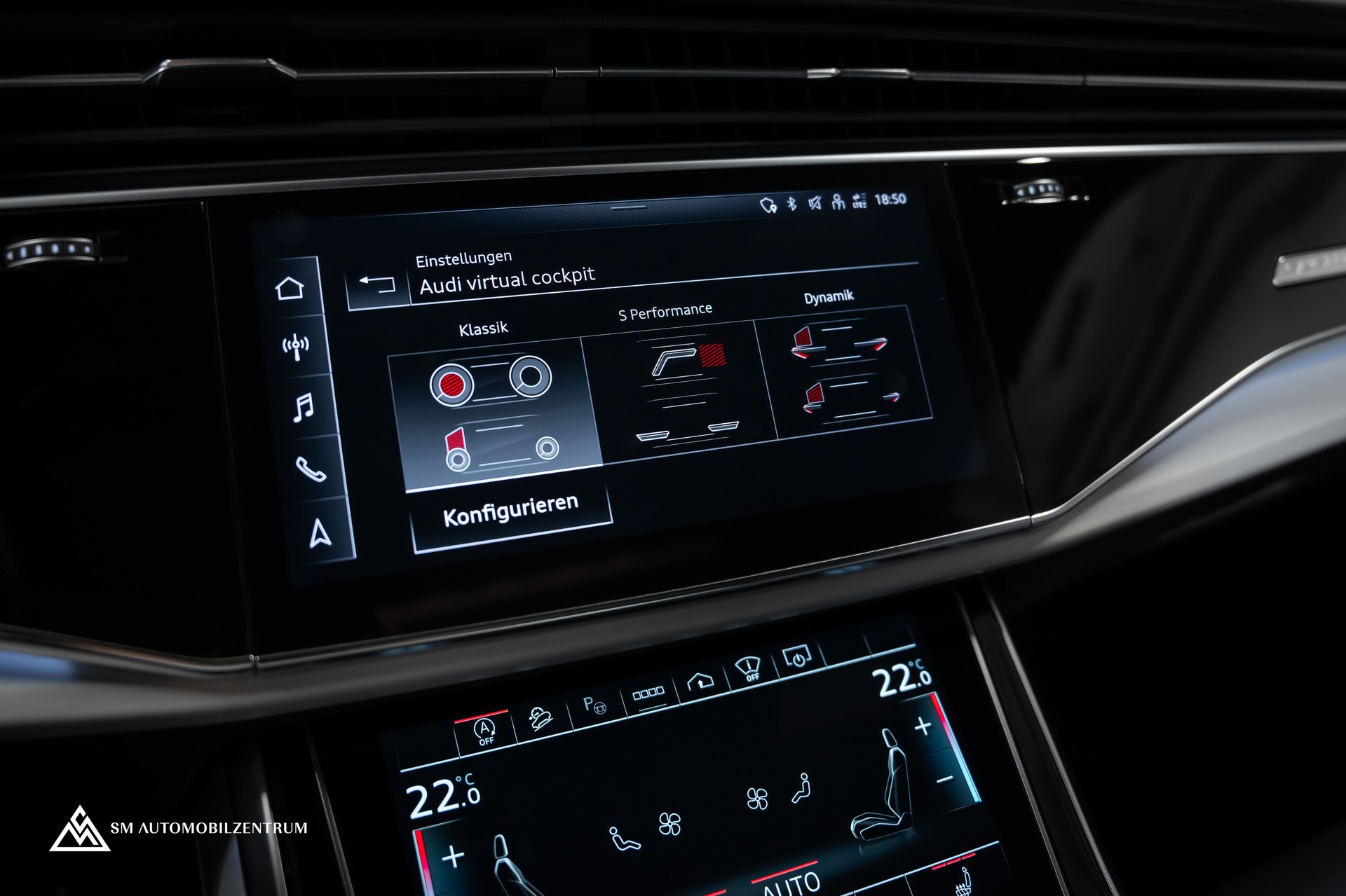 AUDI Q8 55 TFSI Black Edition quattro T-Tronic S-Line / Panorama / Nachtsicht / Rautensteppung / Head-Up / AHK-image-38