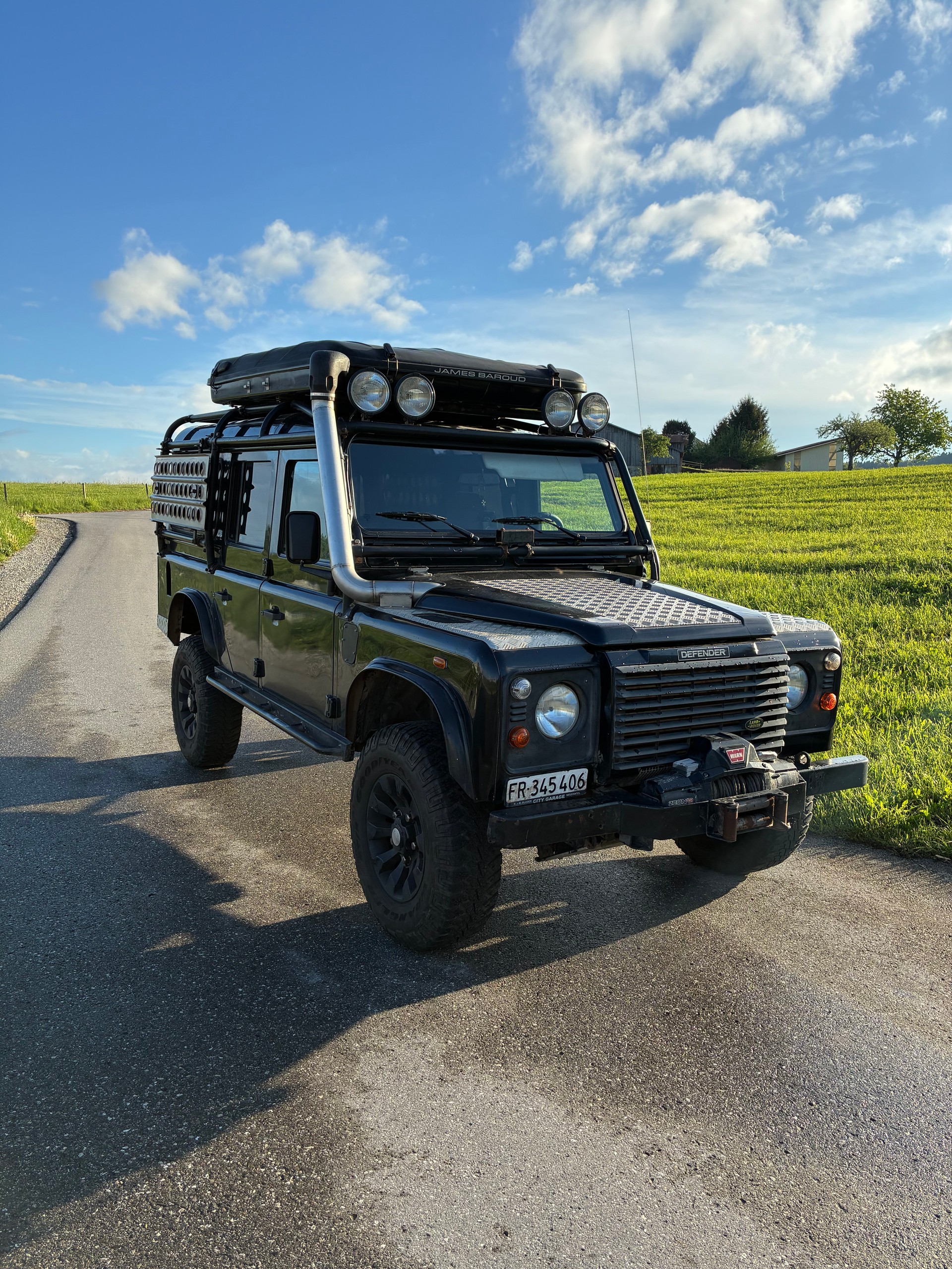 LAND ROVER 2.5 Tdi SW-image-0