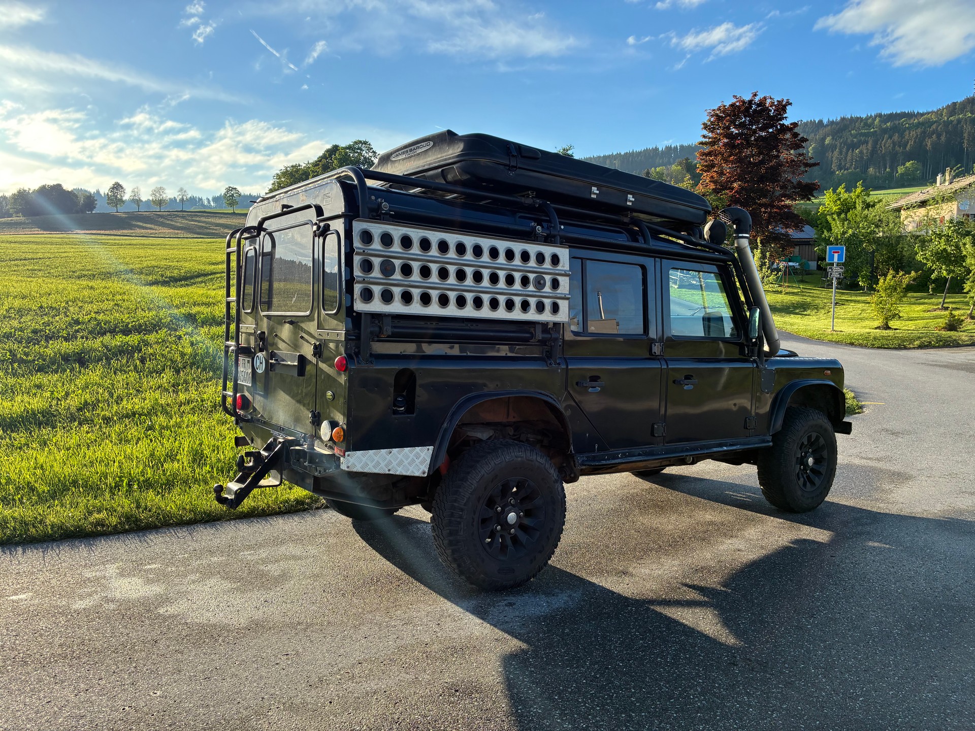 LAND ROVER 2.5 Tdi SW-image-2