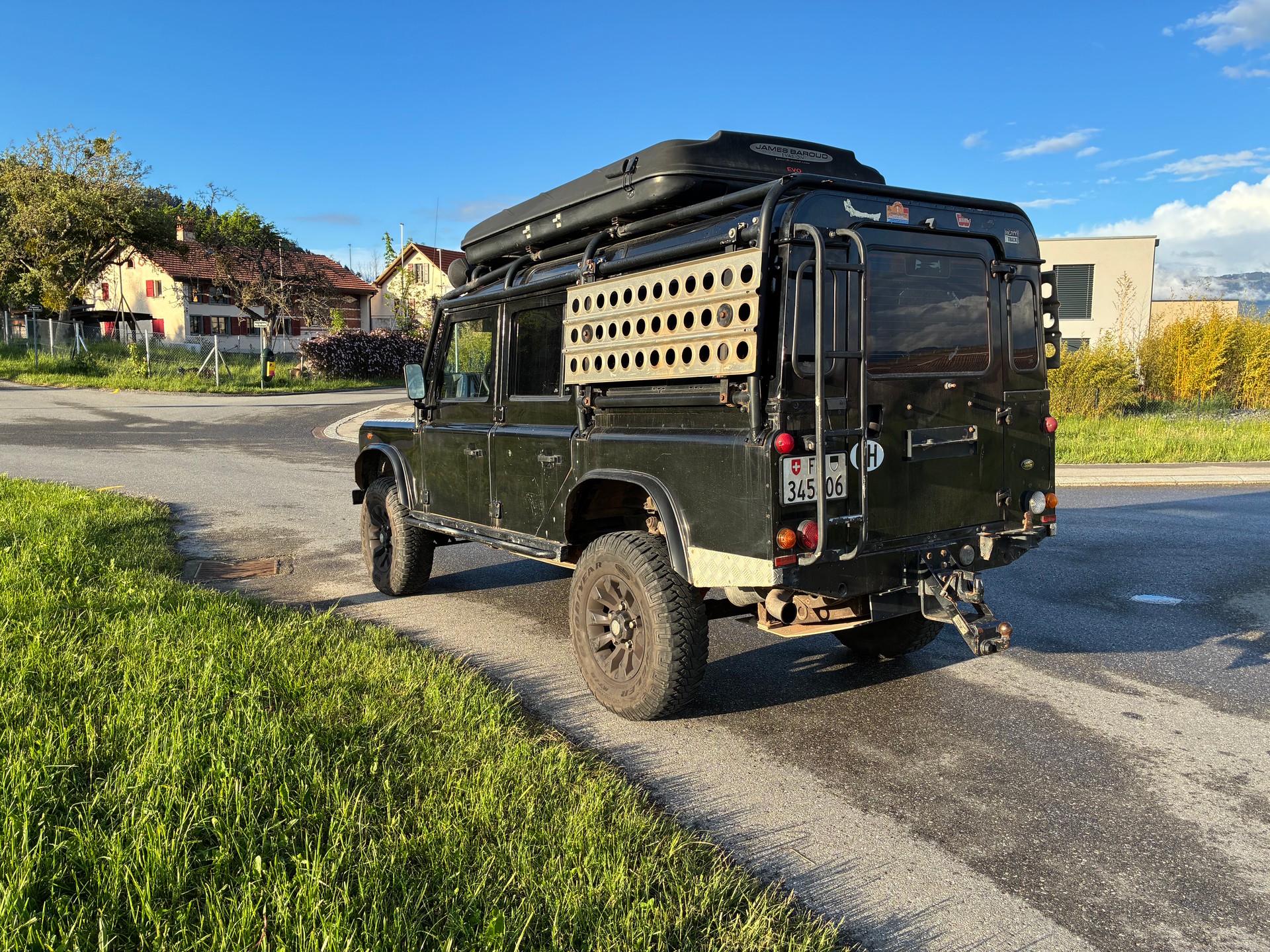 LAND ROVER 2.5 Tdi SW-image-3