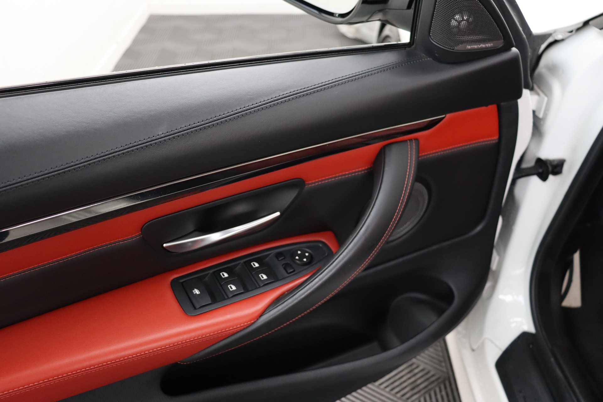 BMW M4 CABRIOLET DKG * VOLLLEDER * HARMAN KARDON SOUNDSYSTEM * CHF 500.- IM MONAT OHNE ANZAHLUNG * CH-AUTO *-image-23