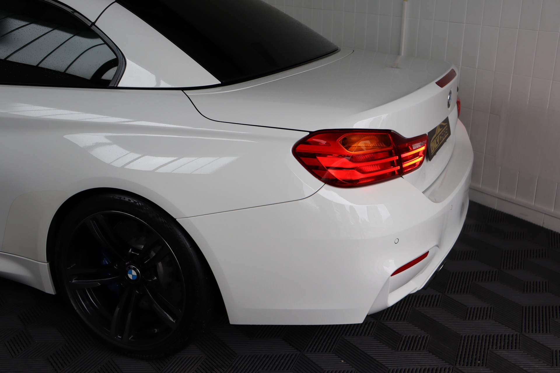 BMW M4 CABRIOLET DKG * VOLLLEDER * HARMAN KARDON SOUNDSYSTEM * CHF 500.- IM MONAT OHNE ANZAHLUNG * CH-AUTO *-image-8