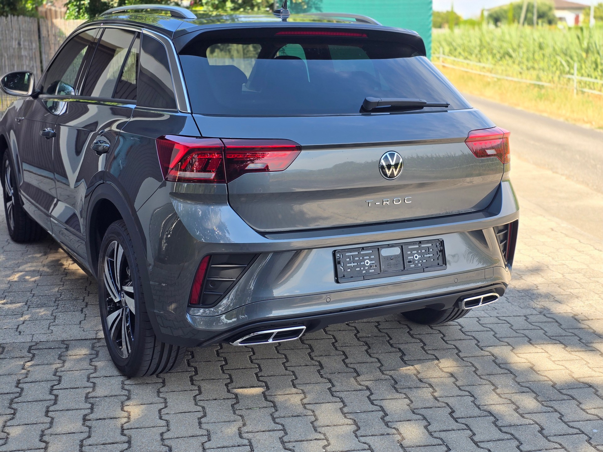 VW 1.5 TSI R-Line DSG-image-4