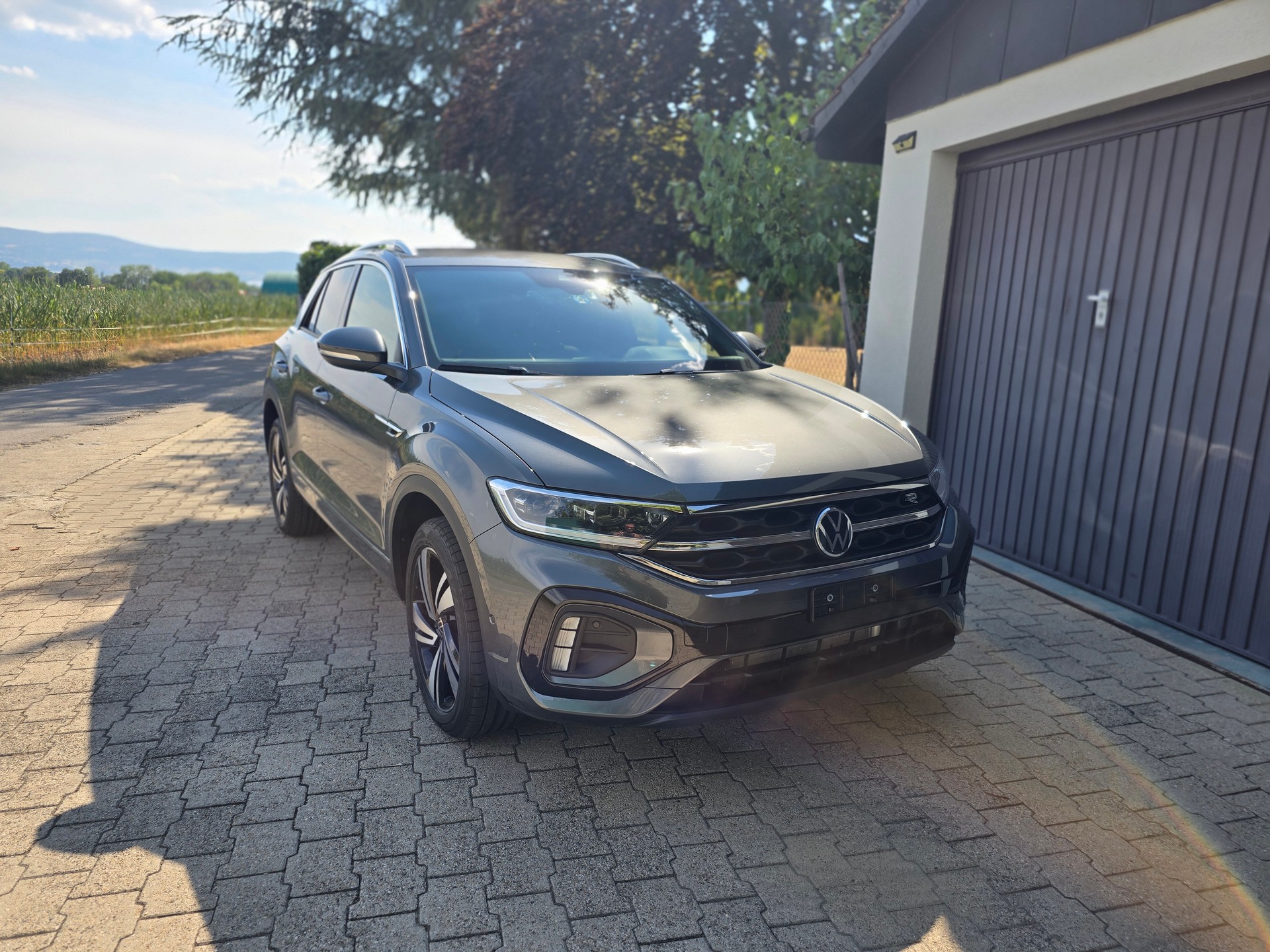 VW 1.5 TSI R-Line DSG-image-1