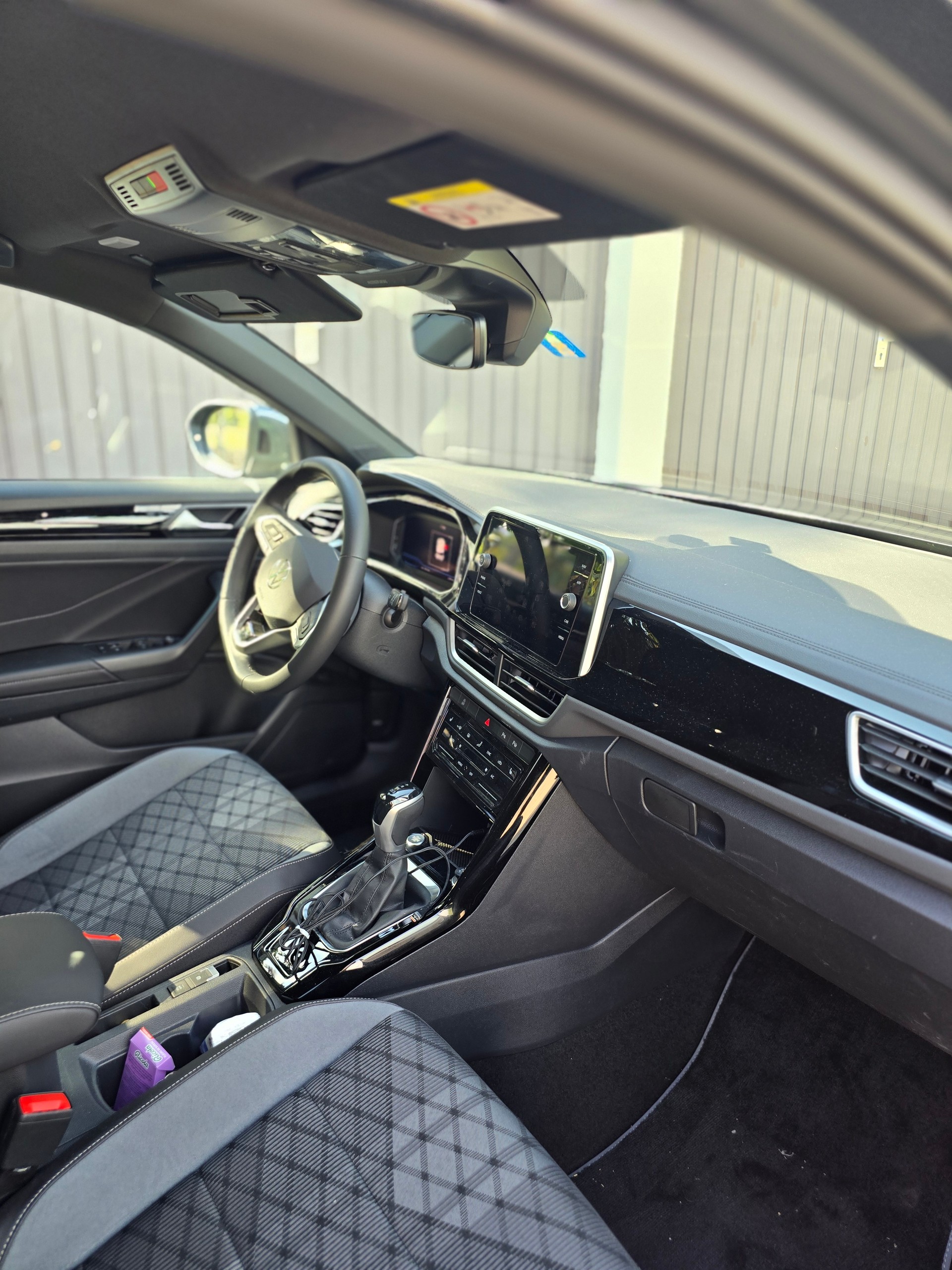 VW 1.5 TSI R-Line DSG-image-3