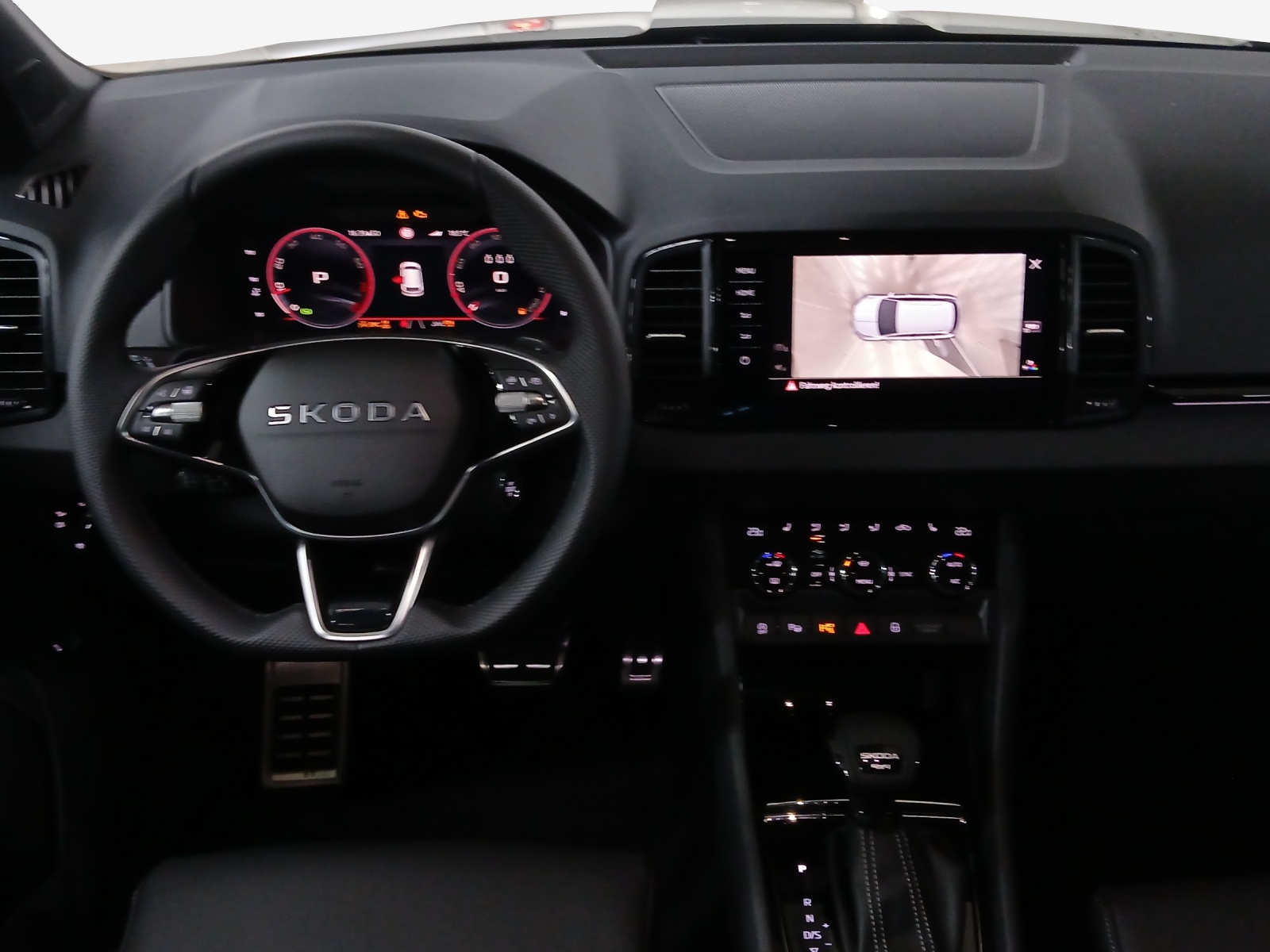SKODA Karoq 2.0 TSI SportLine 4x4 DSG-image-8