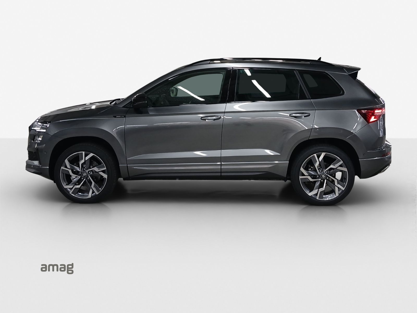SKODA Karoq 2.0 TSI SportLine 4x4 DSG-image-1