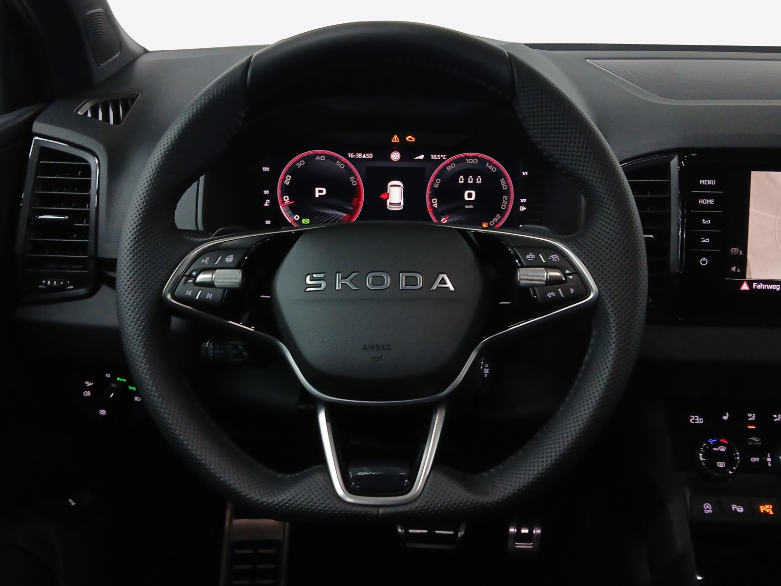 SKODA Karoq 2.0 TSI SportLine 4x4 DSG-image-9