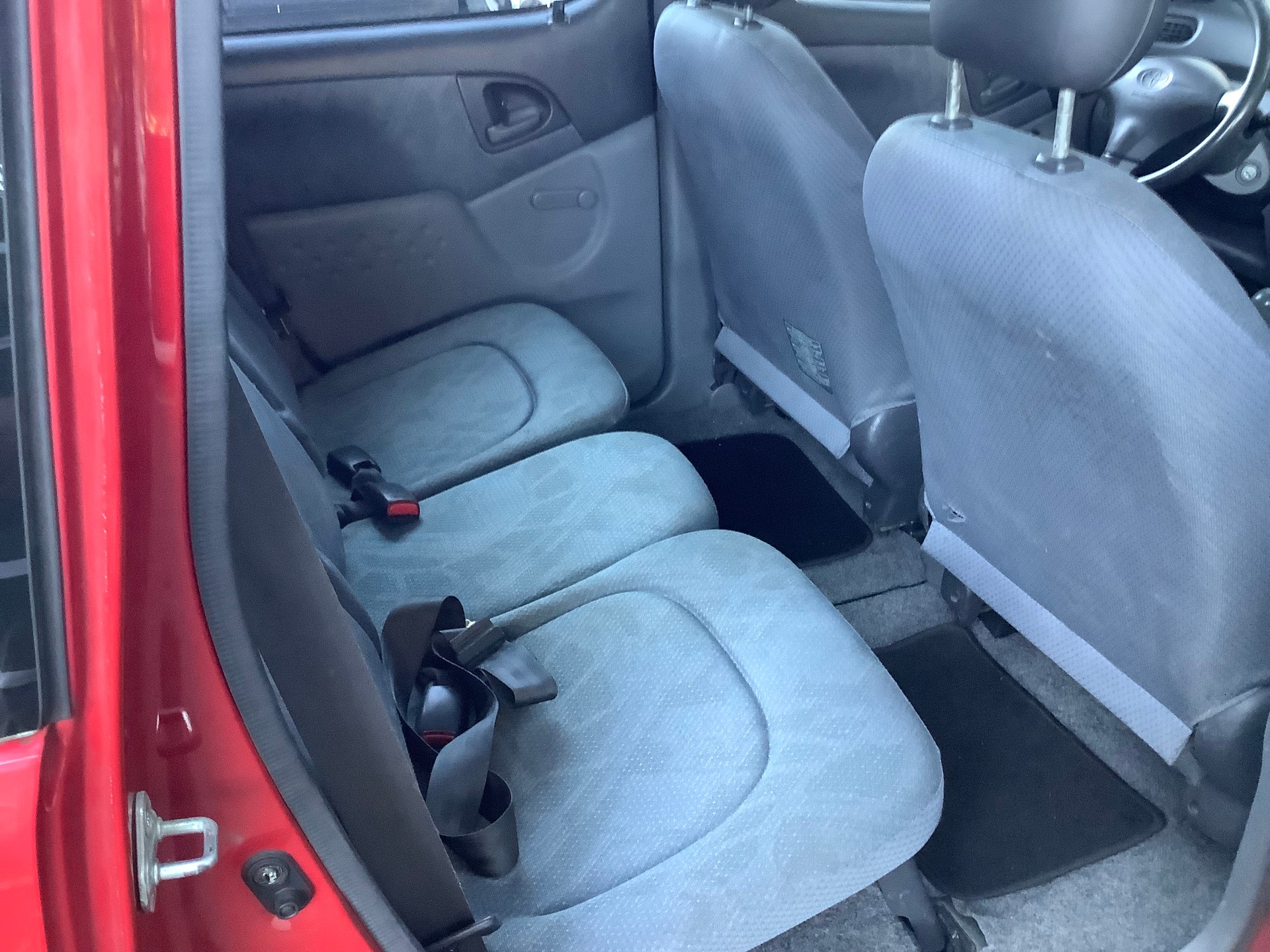 TOYOTA Yaris Verso 1.3 Linea Luna-image-9