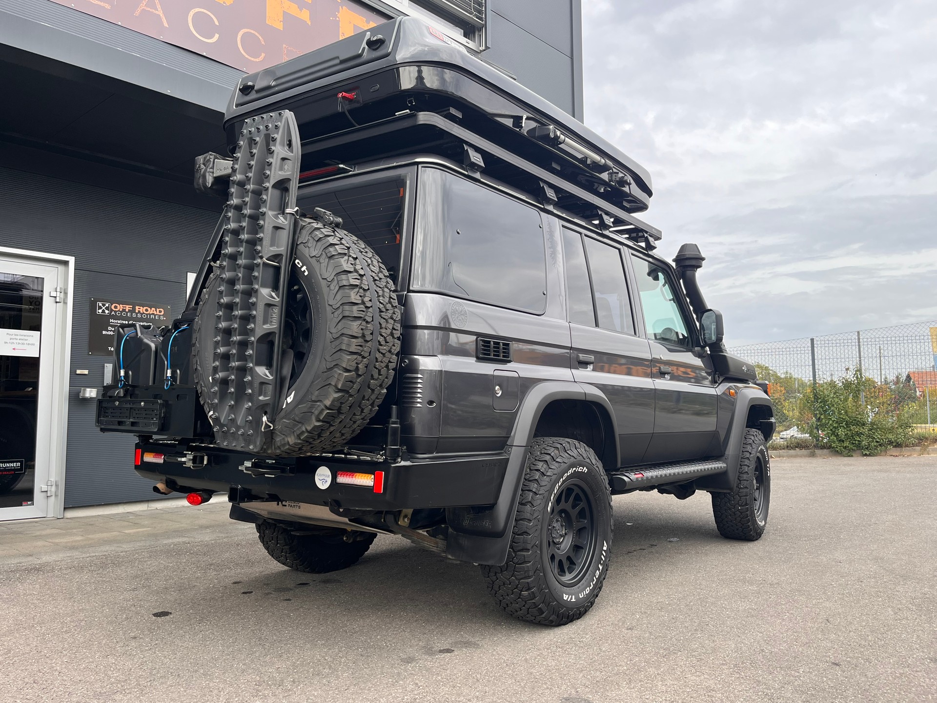 TOYOTA GRJ76 GRJ 76-image-8