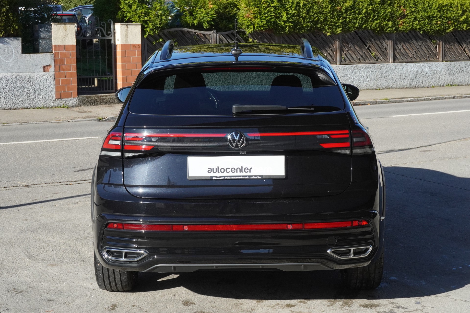 VW Taigo 1.0 TSI R-Line-image-5