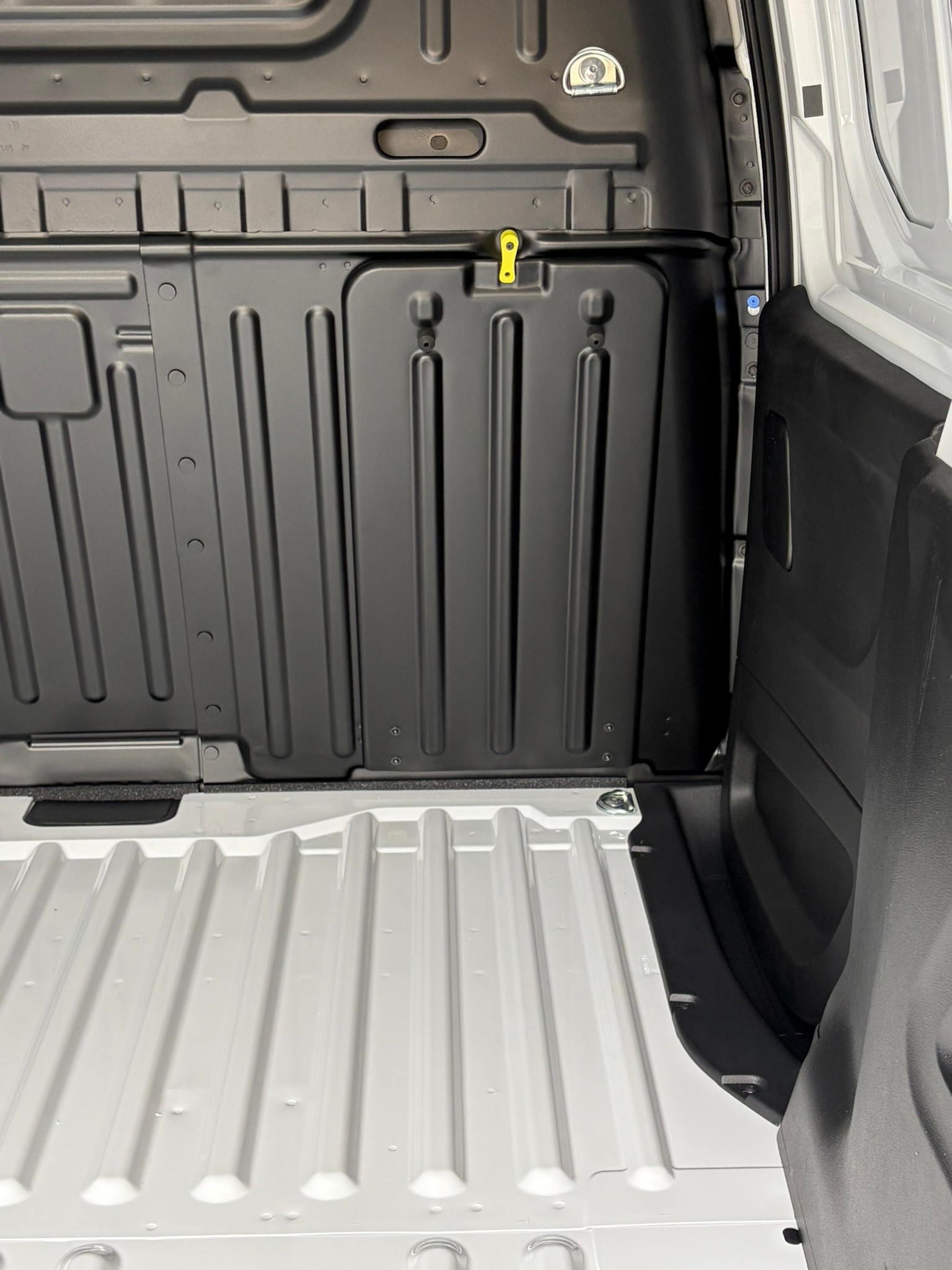 TOYOTA Proace City Van EV 50 kWh Advanced Long-image-16