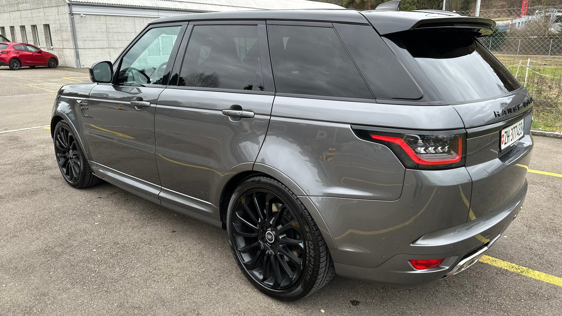 LAND ROVER Range Rover Sport 5.0 V8 S/C SVR Automatic-image-19