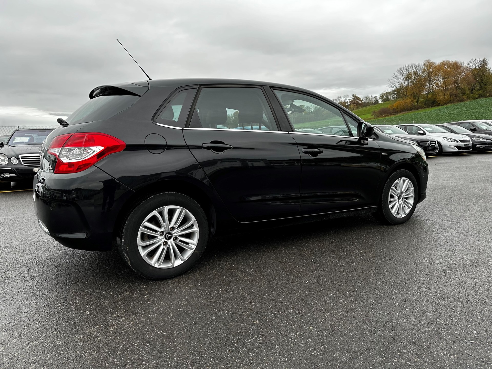 CITROEN C4 1.6 e-HDi Séduction-image-10