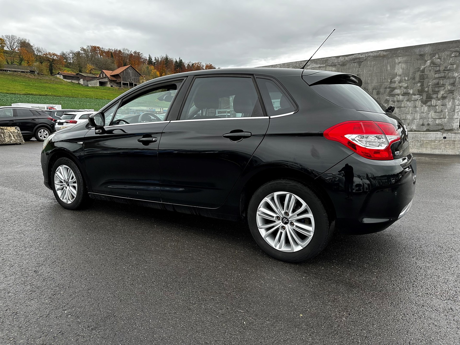 CITROEN C4 1.6 e-HDi Séduction-image-14