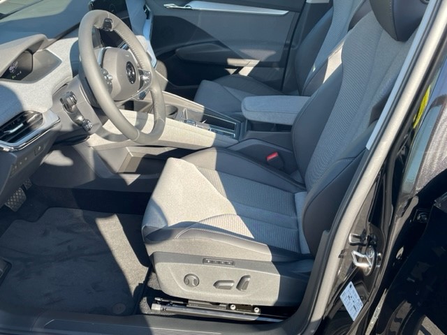 SKODA Enyaq iV 80x-image-8