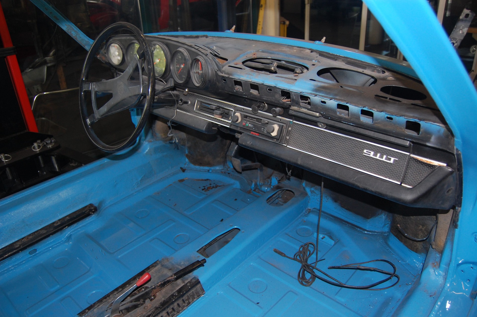 PORSCHE T-image-15