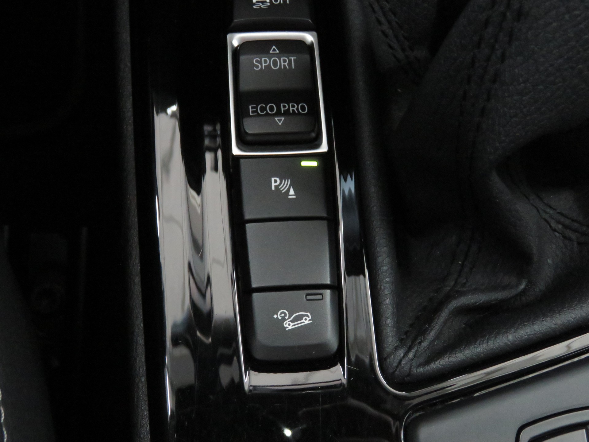 BMW X2 xDrive 25d M Sport Steptronic (AHK 2.0 t, Automat)-image-24