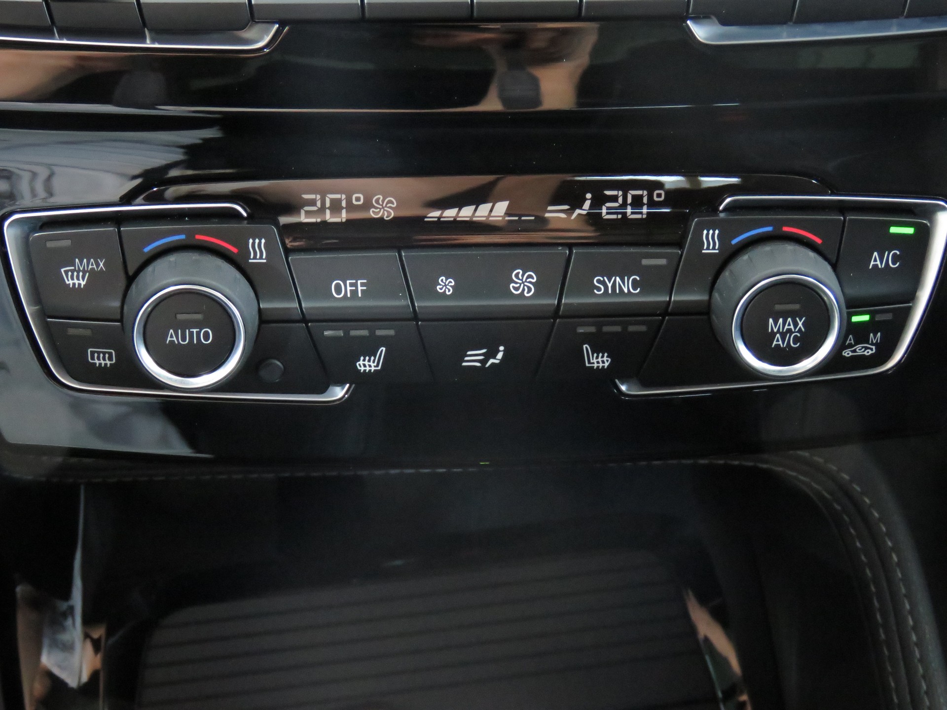 BMW X2 xDrive 25d M Sport Steptronic (AHK 2.0 t, Automat)-image-19