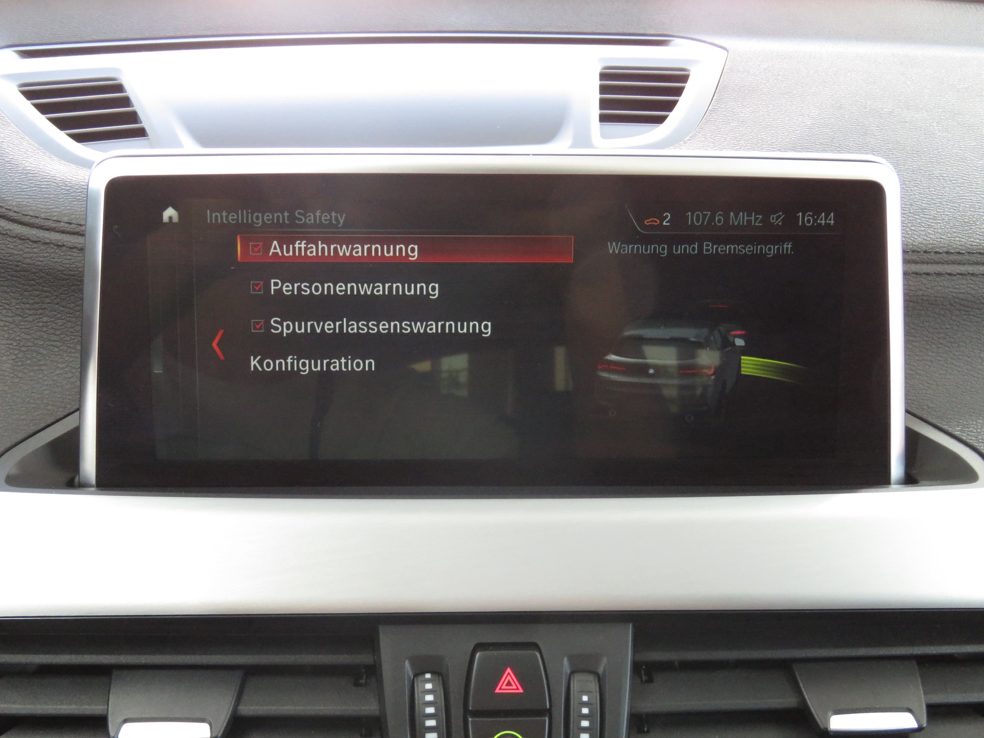 BMW X2 xDrive 25d M Sport Steptronic (AHK 2.0 t, Automat)-image-23