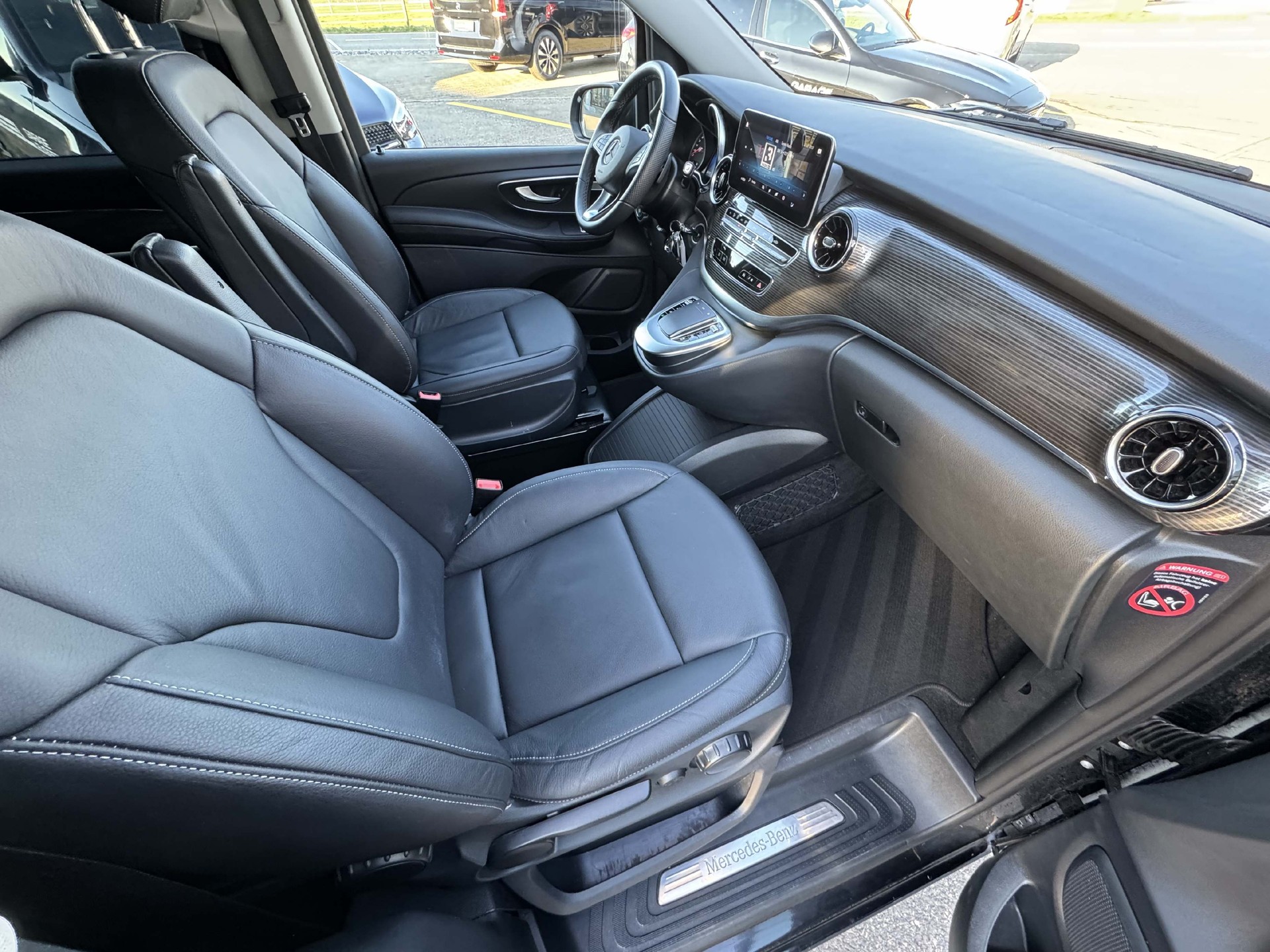 MERCEDES-BENZ V 250d Avantgarde lang Van-image-7