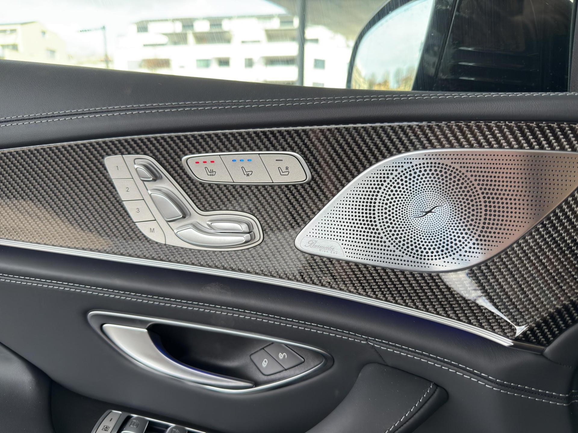 MERCEDES-BENZ AMG GT 63 S 4matic+-image-11