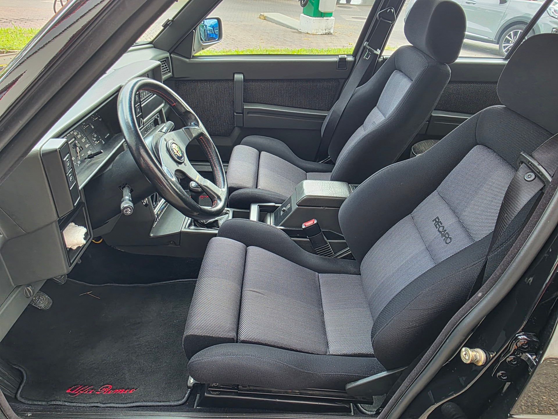 ALFA ROMEO 75 3.0 V6 Q Verde 192PS-image-8