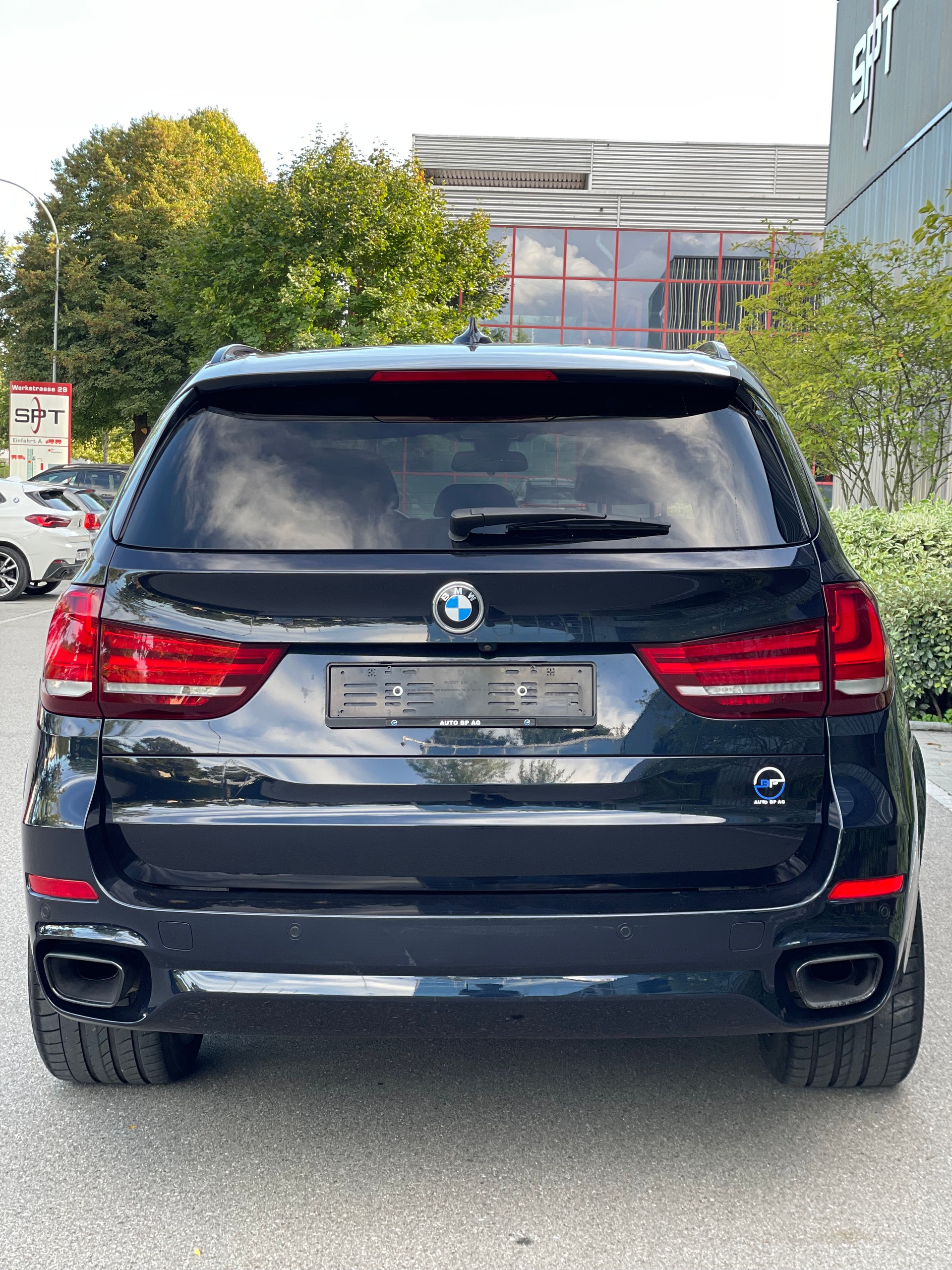BMW X5 xDrive M50d Steptronic-image-5
