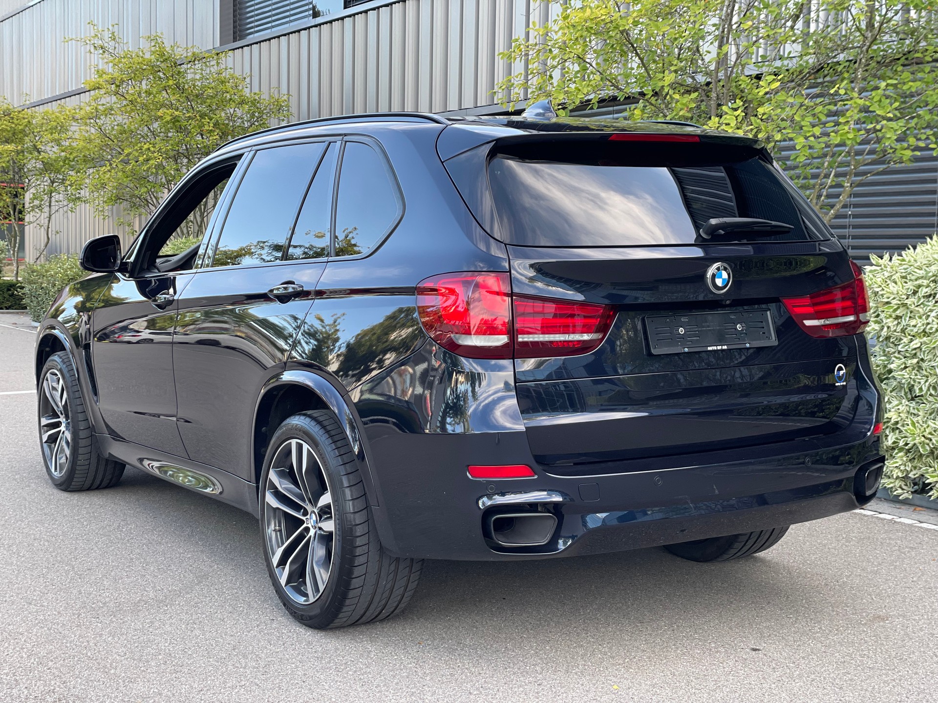 BMW X5 xDrive M50d Steptronic-image-7