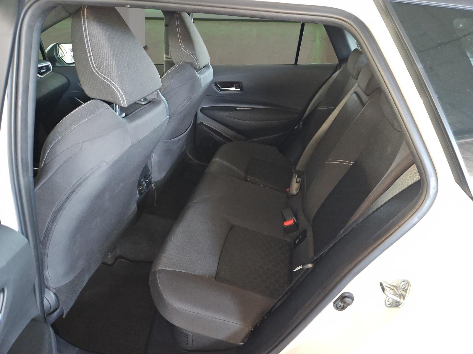 TOYOTA Corolla Touring Sports 1.8 HSD Comfort-image-9