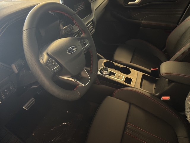 FORD Kuga 2.5 PHEV ST-Line X FWD-image-3