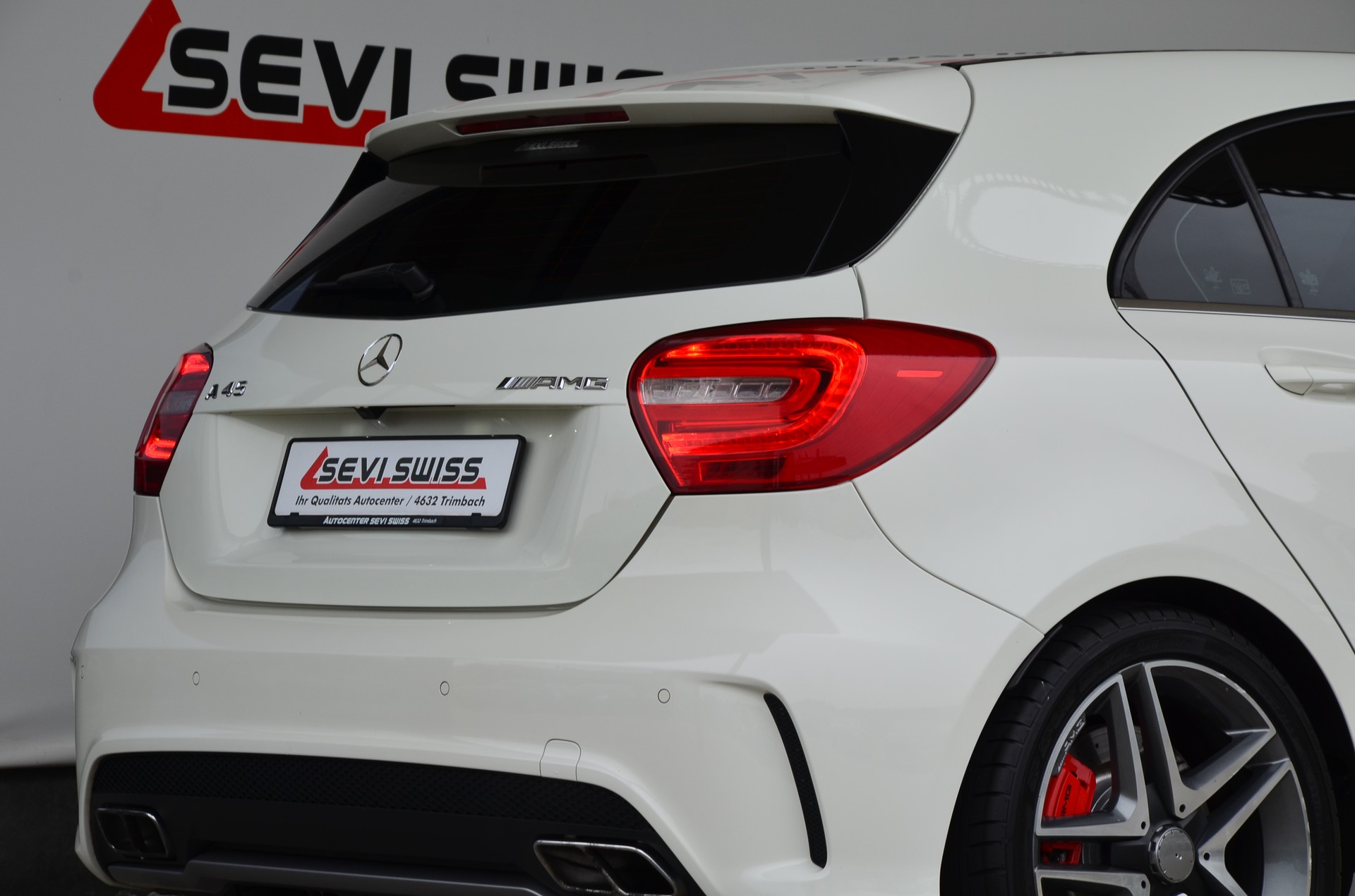 MERCEDES-BENZ A 45 AMG 4Matic Speedshift 7G-DCT*Ab MFK,1 Jahr oder 20'000km Garantie*-image-5