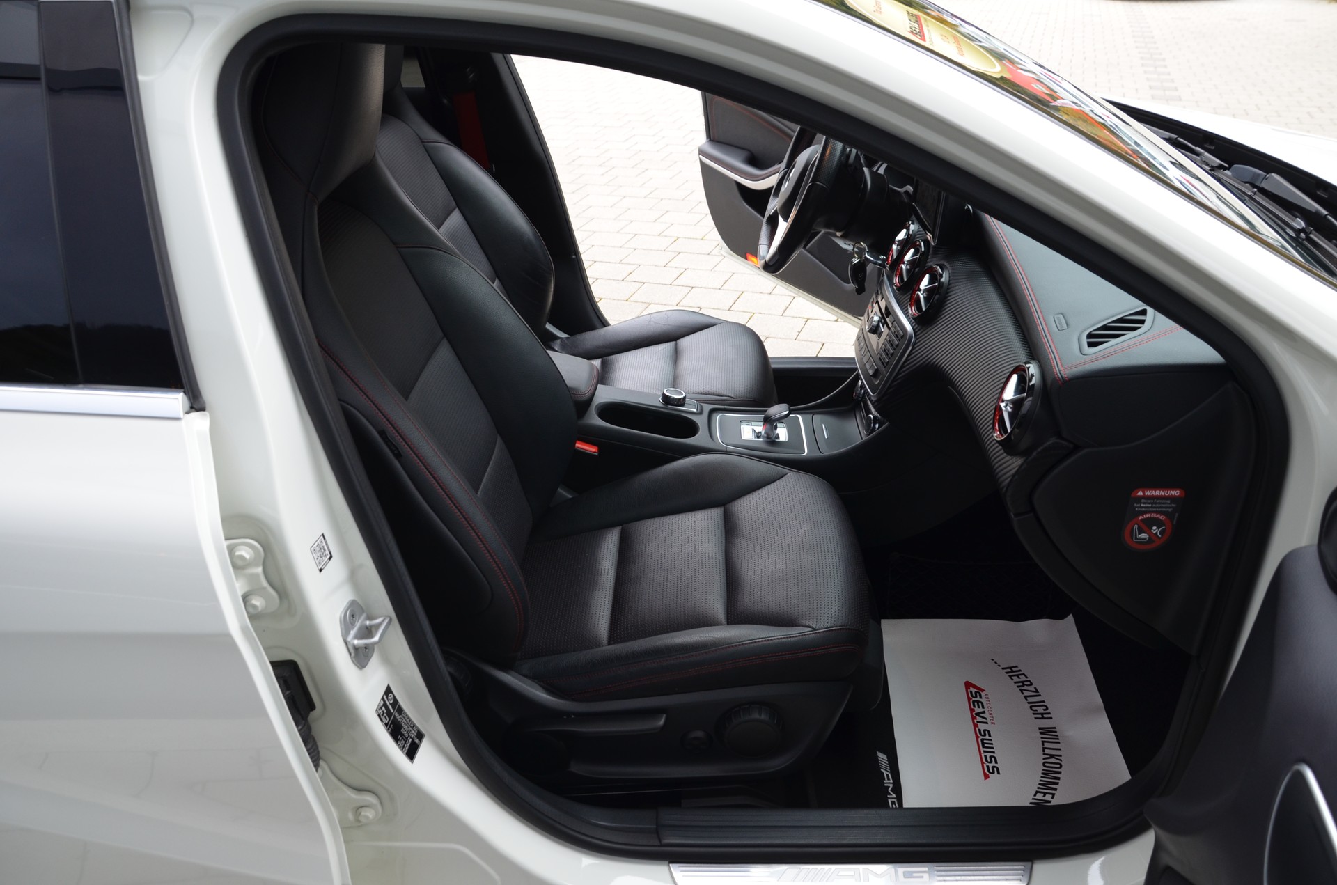 MERCEDES-BENZ A 45 AMG 4Matic Speedshift 7G-DCT*Ab MFK,1 Jahr oder 20'000km Garantie*-image-16