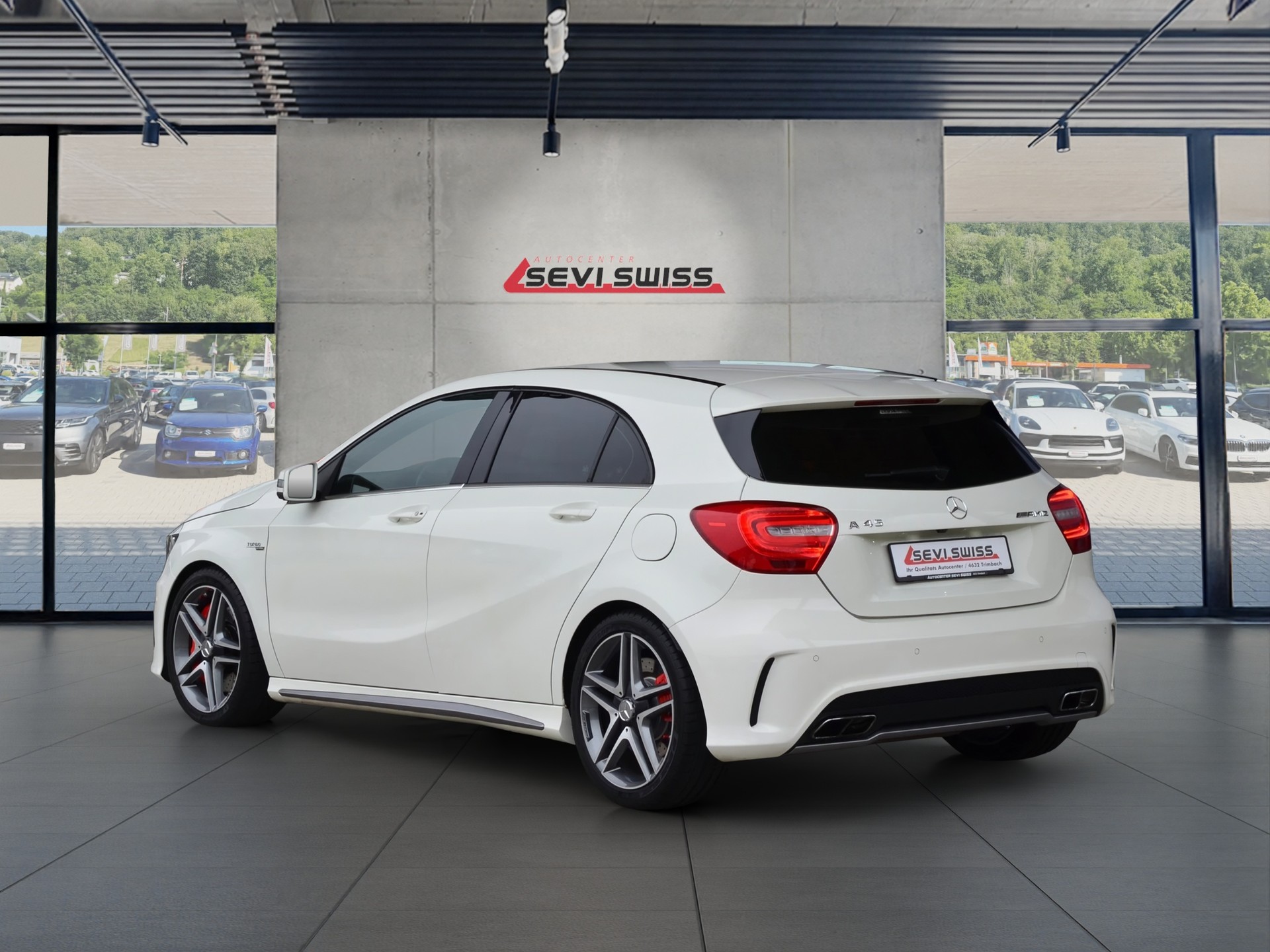MERCEDES-BENZ A 45 AMG 4Matic Speedshift 7G-DCT*Ab MFK,1 Jahr oder 20'000km Garantie*-image-3