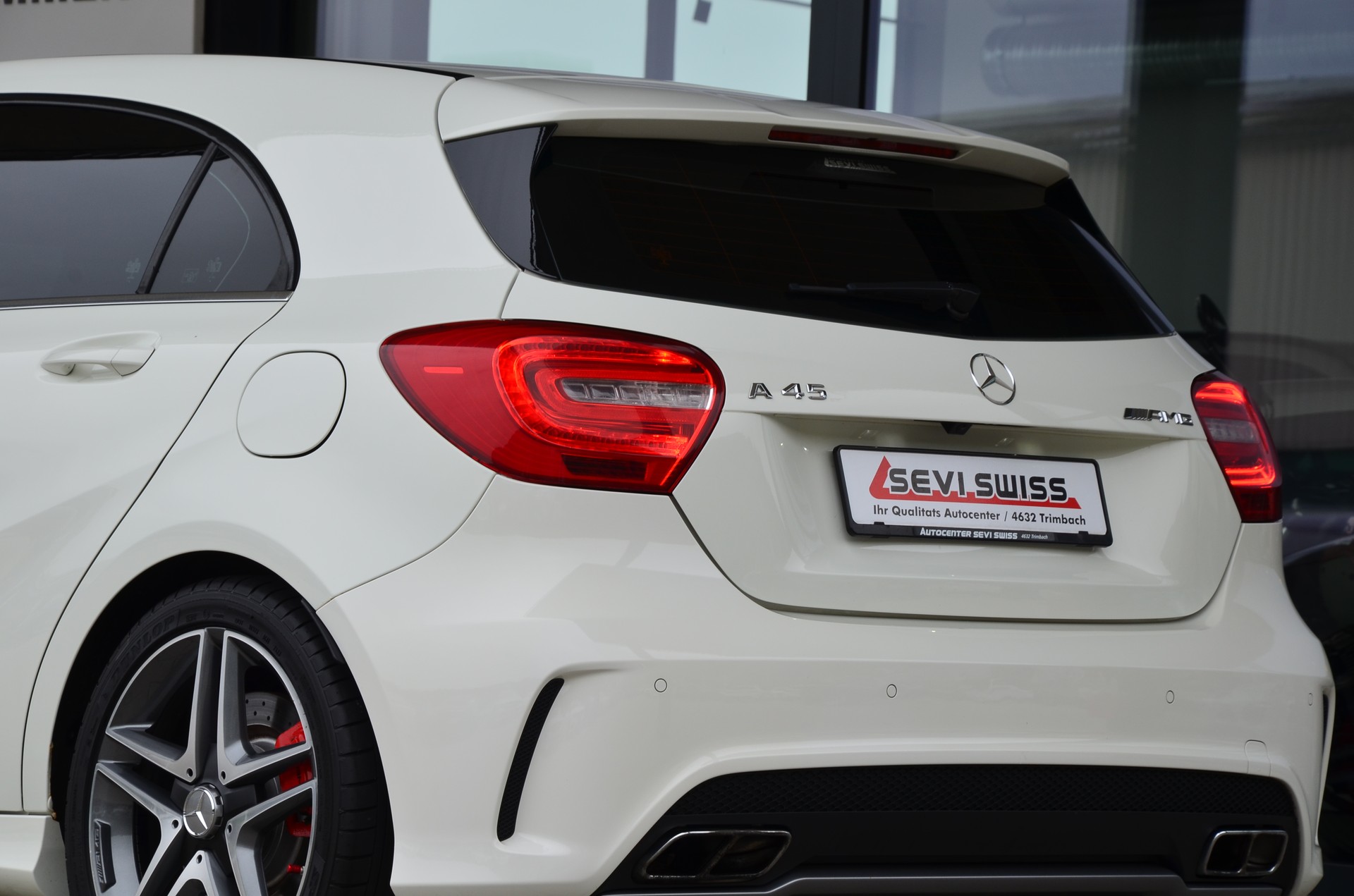 MERCEDES-BENZ A 45 AMG 4Matic Speedshift 7G-DCT*Ab MFK,1 Jahr oder 20'000km Garantie*-image-7