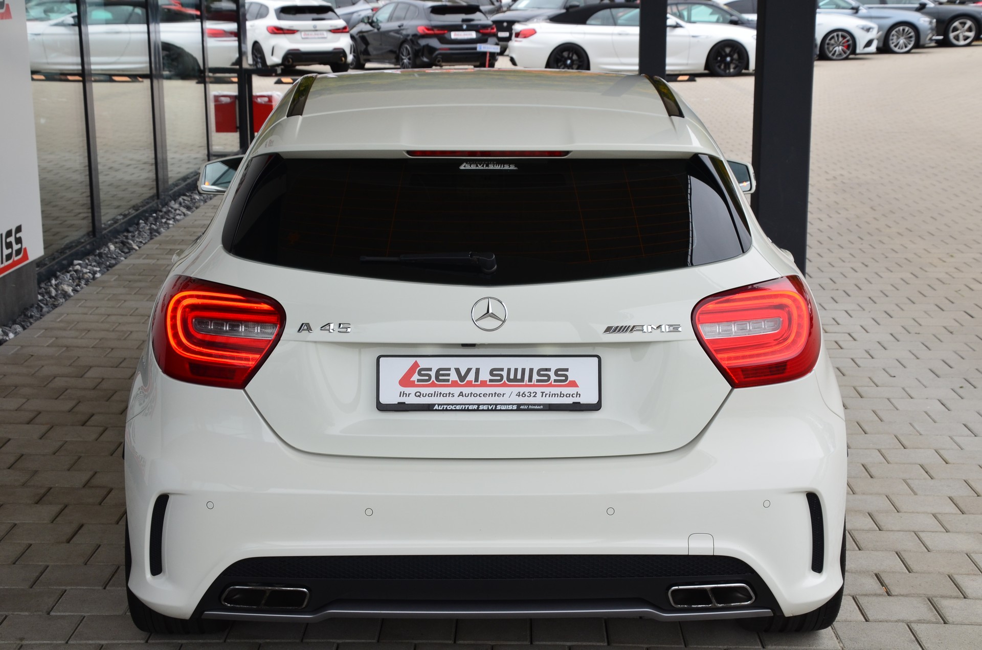 MERCEDES-BENZ A 45 AMG 4Matic Speedshift 7G-DCT*Ab MFK,1 Jahr oder 20'000km Garantie*-image-6