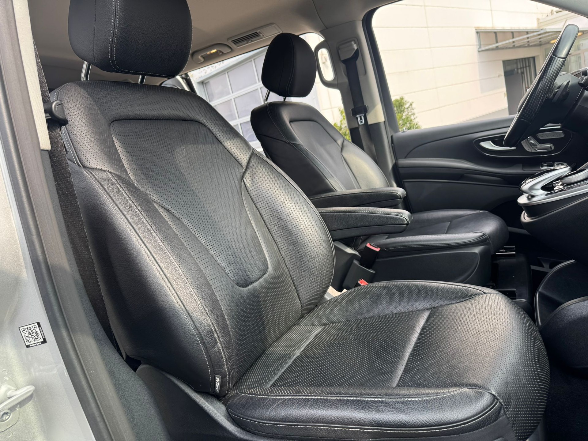 MERCEDES-BENZ V 250 d Avantgarde lang 4Matic 7G-Tronic-image-9