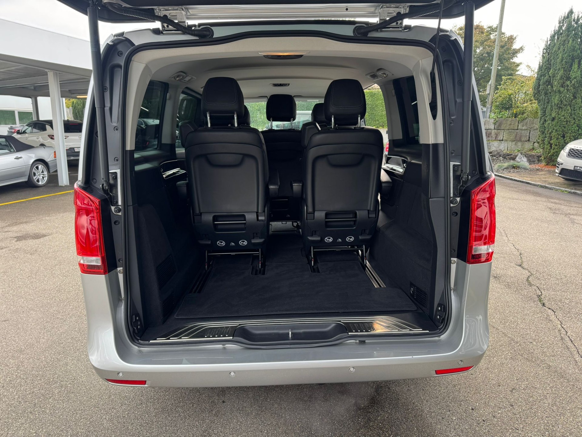 MERCEDES-BENZ V 250 d Avantgarde lang 4Matic 7G-Tronic-image-7