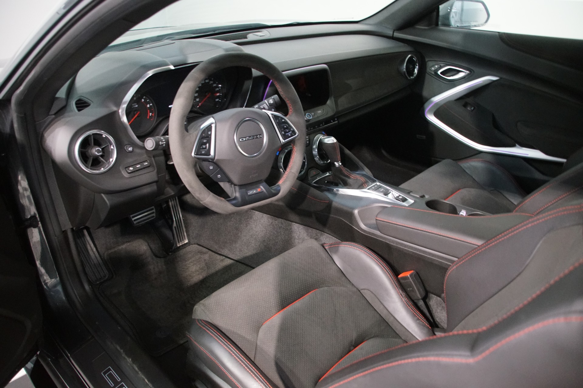 CHEVROLET Camaro ZL1-image-13