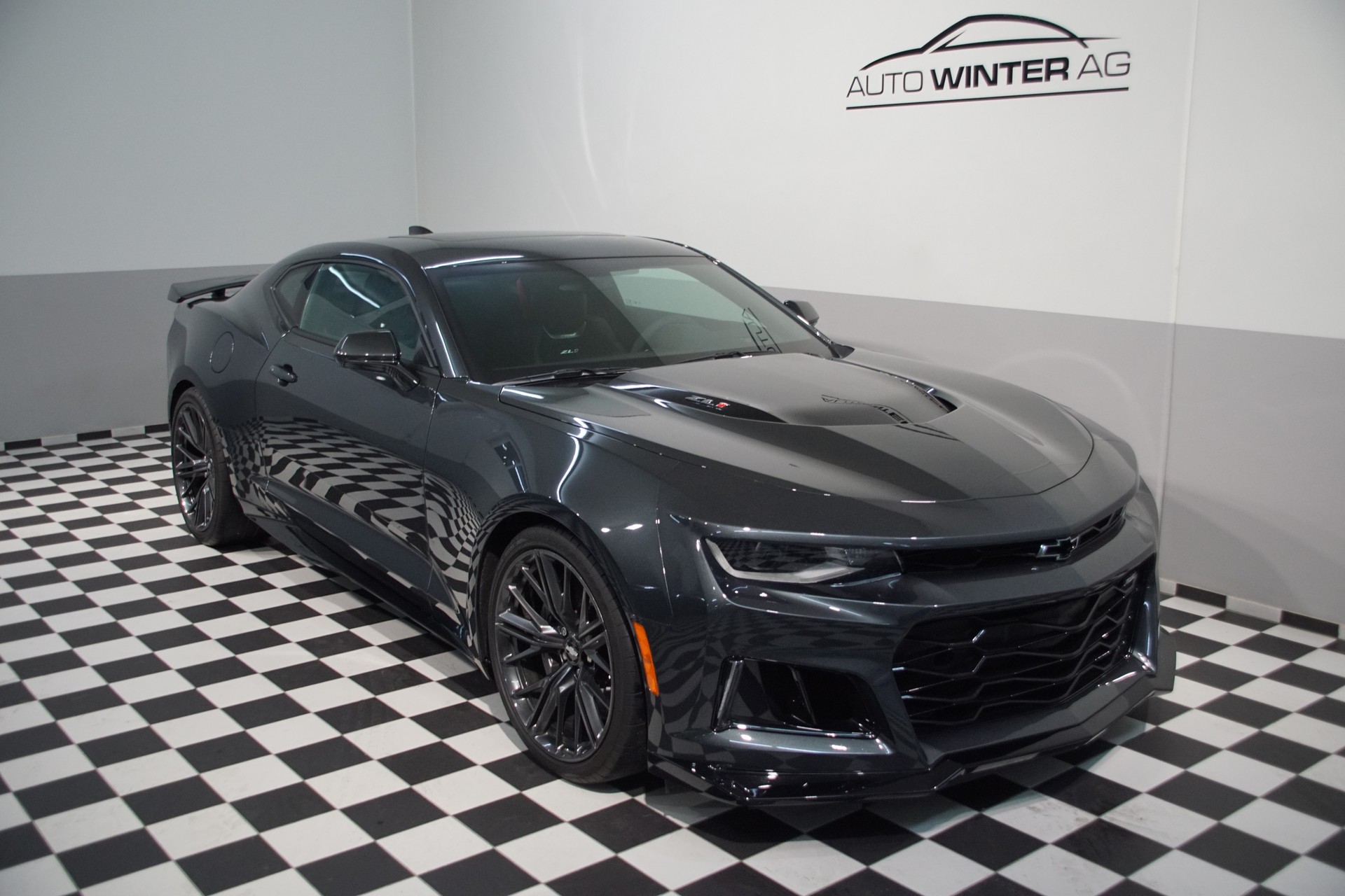 CHEVROLET Camaro ZL1-image-0