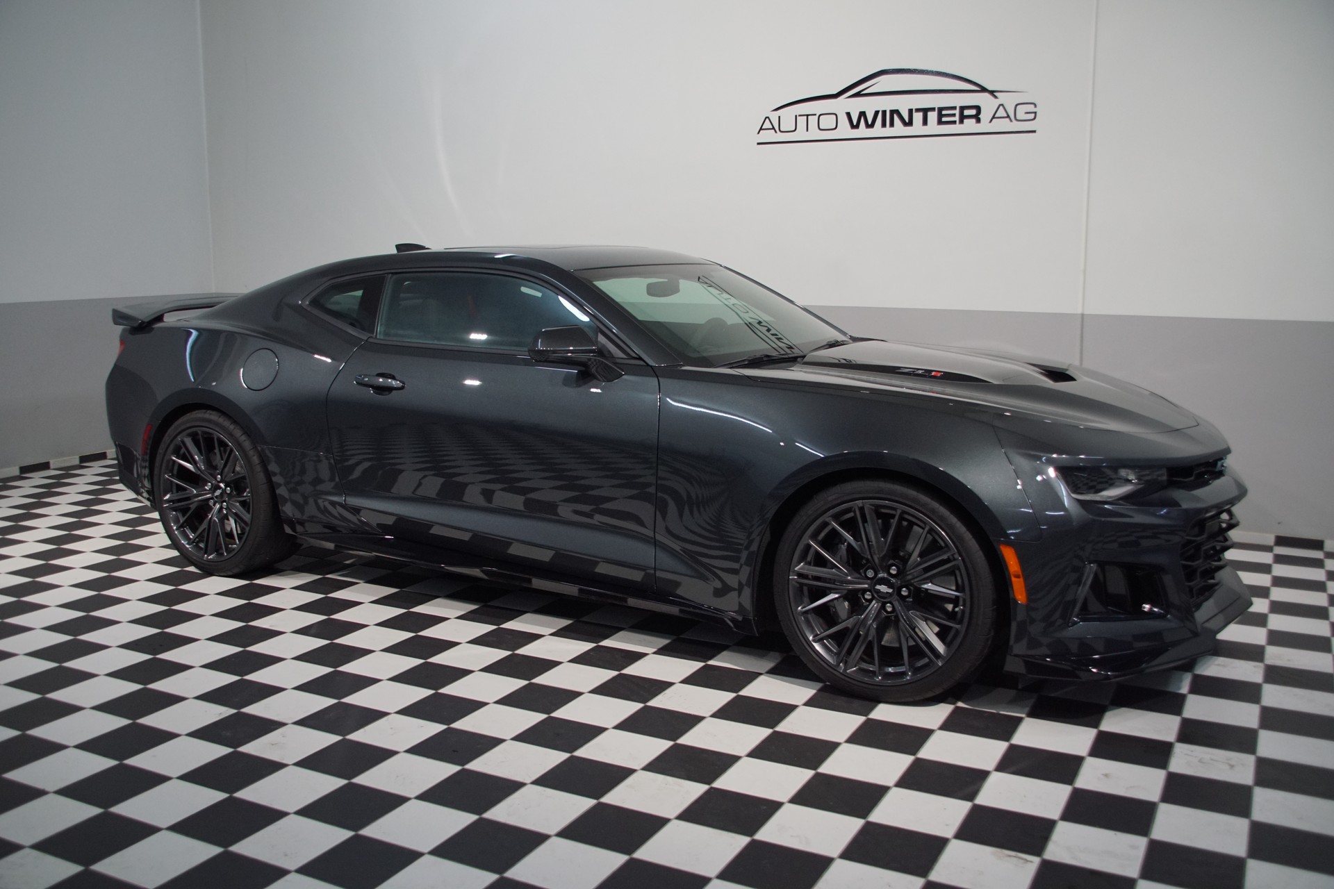 CHEVROLET Camaro ZL1-image-3