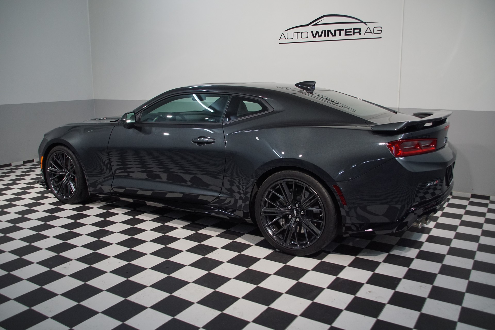 CHEVROLET Camaro ZL1-image-8