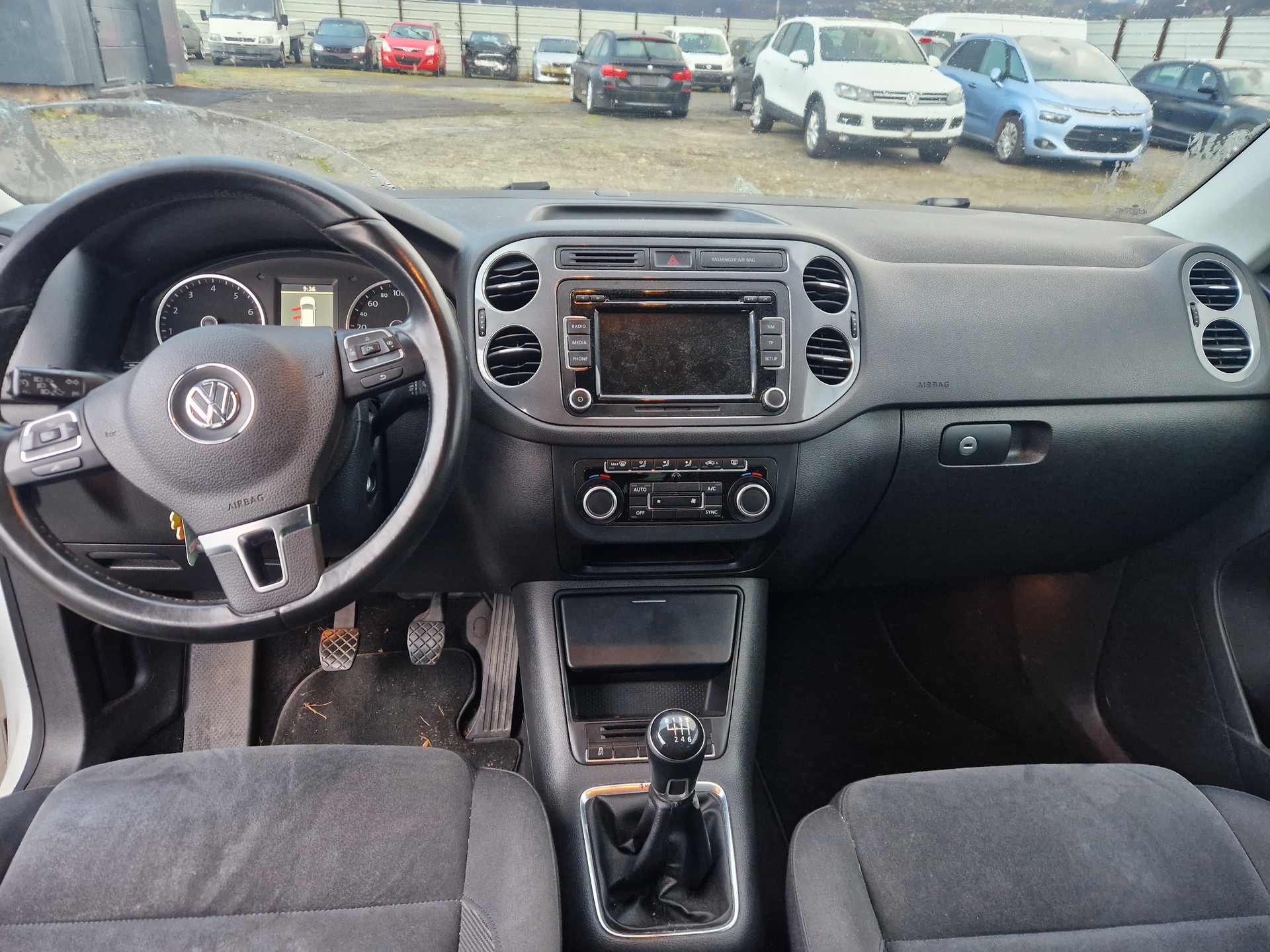 VW Tiguan 1.4 TSI Sport&Style 4Motion-image-4