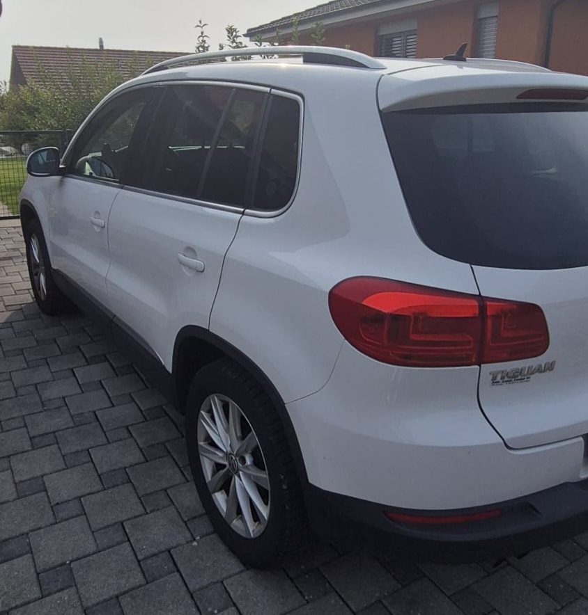 VW Tiguan 1.4 TSI Sport&Style 4Motion-image-2
