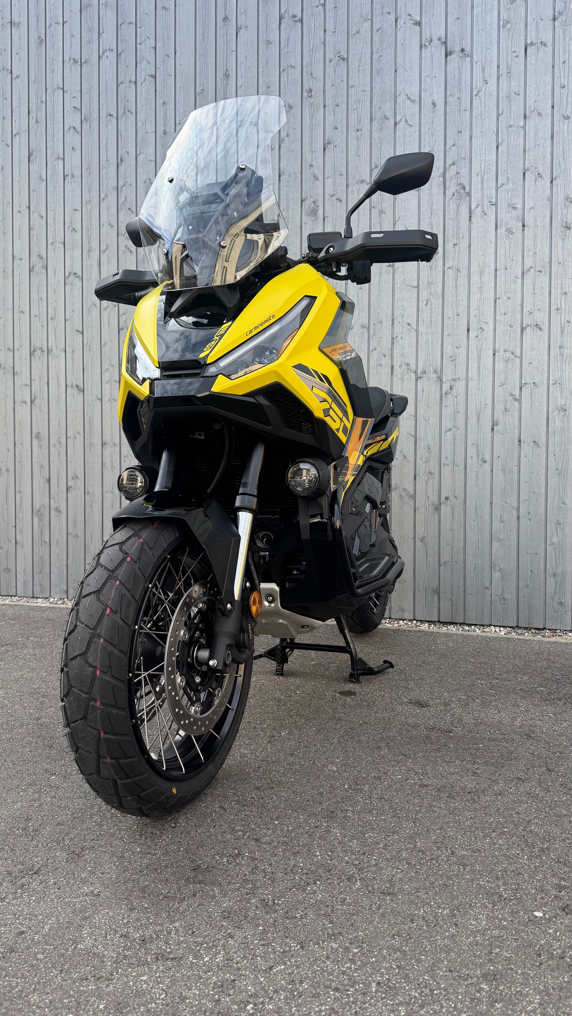 HONDA X-ADV 750-showroom-element-2